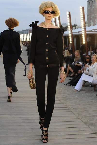 Look 39